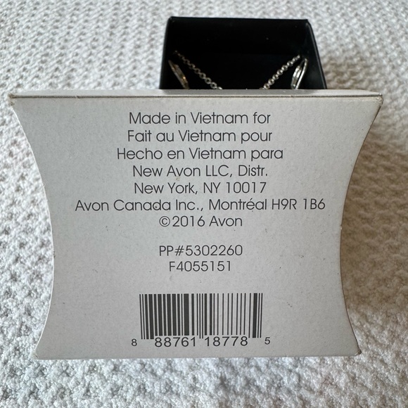 Fashion Necklace and Earrings - Picture 5 of 7